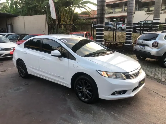 Honda Civic Sedan LXS 1.8/1.8 Flex 16V Aut. 4P 2014