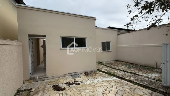 Casa linear 03 Qtos para locação no Vale Feliz - Engenho do Mato