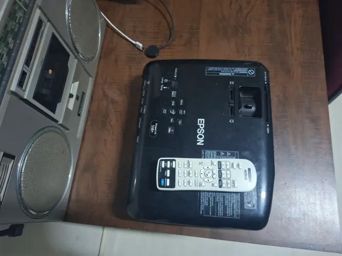 Projetor Epson S18+