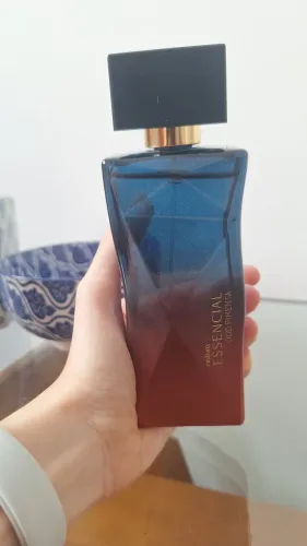 Perfume essencial oud pimenta natura