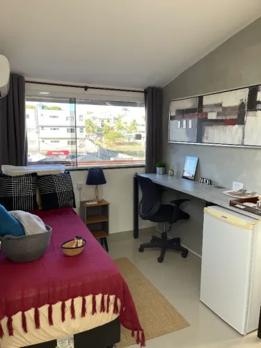 Quarto mobiliado INCLUSO: Luz, internet e água
