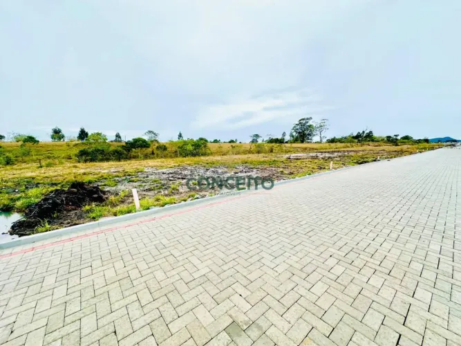 Lote/Terreno à Venda - Garopaba