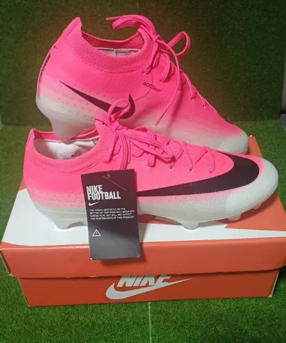Chuteira Mercurial N°40