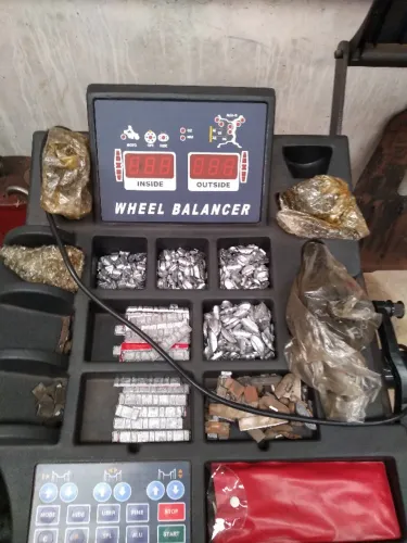Maquina de desmontar rodas e balanceadora de rodas