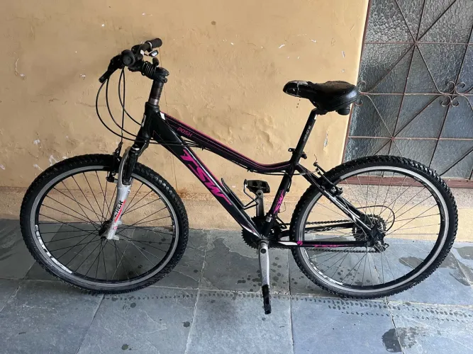 Bicicleta feminina aro 26