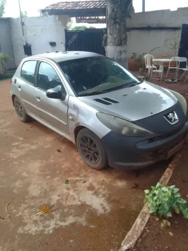 Peugeot 207 XS 1.6 Flex 16V 5P 2010