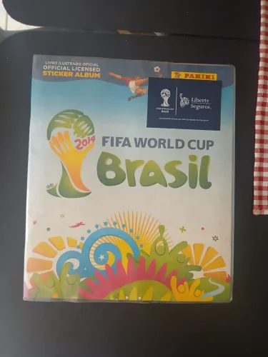 Álbum de figurinhas da copa 2014