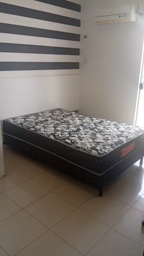 Cama casal box conjugada usada