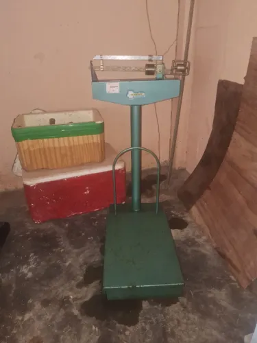 Vende-se uma balança