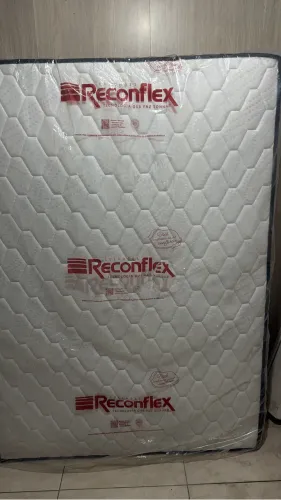 Vendo cama box conjugada de mola ensacada