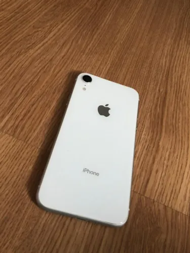 IPhone XR 64 gb Branco Defeito