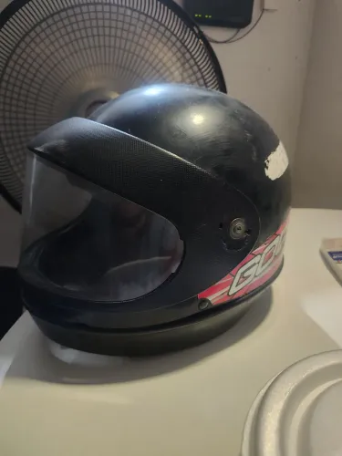Capacete número 58
