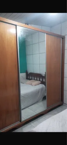 Guarda roupa/ sapateira