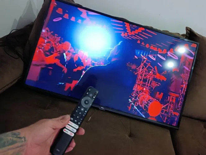 Tv 50 polegadas Tcl smart YouTube e Netflix 