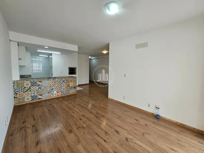 Apartamento 3 Quartos com 1 Suíte e 106m² - Barreiros - JMS