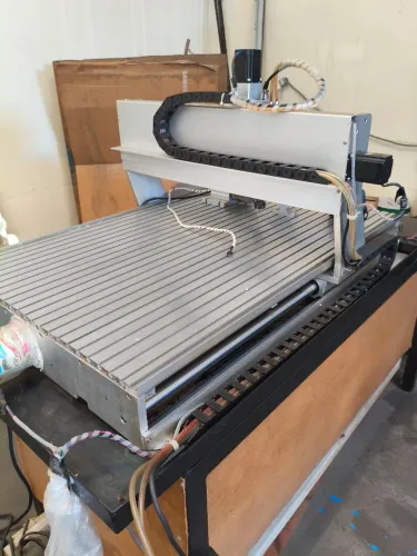 CNC Router 6090 Plus 4 Eixos 2200W Com Mesa