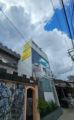 ED. 1746 TV. MAURITI - Bacelar Imóveis aluga salas comerciais, na Pedreira