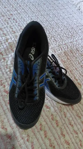 Tênis  masculino asics nunca usado tamanho 41