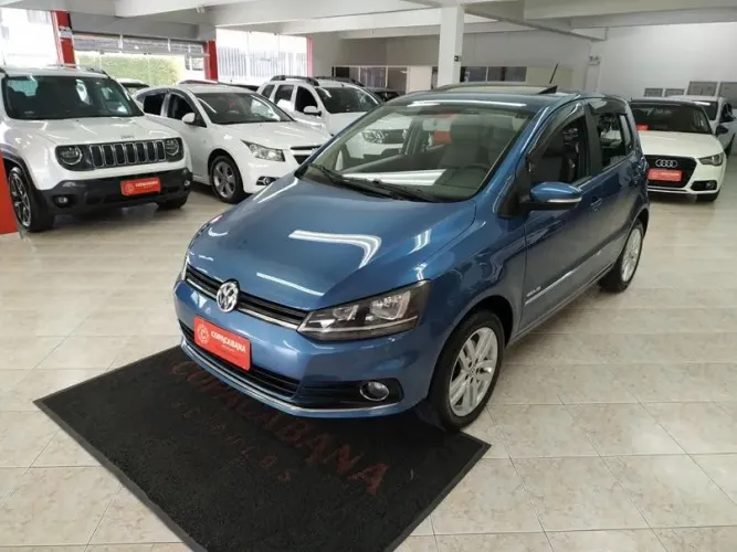 Volkswagen Fox 1.6 MSI Highline 16V Flex 4P Manual. 2016