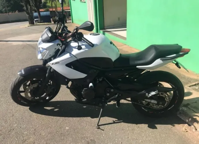 Vendo XJN 2013 ou troco por carro