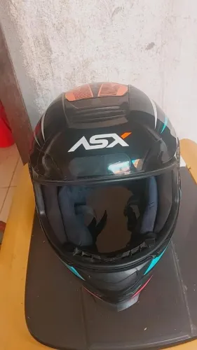 Vendo capacete Asx top só está sem viseira