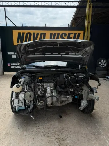 peças disponíveis Peugeot 208 Style 1.0 Manual 2023/24