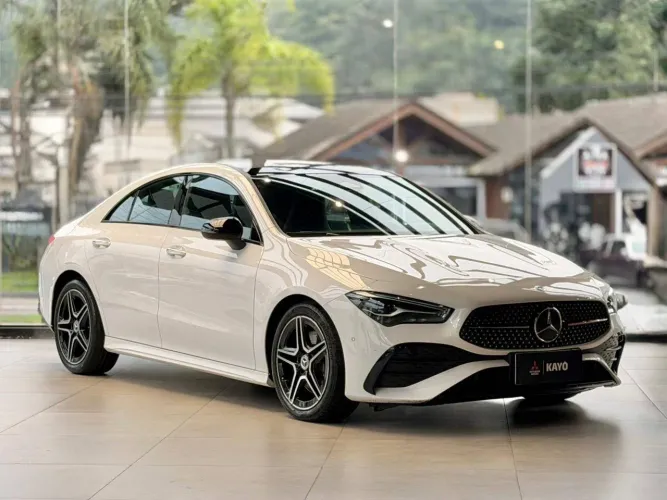 Mercedes-Benz CLA-200 1.3 TB 16V 163cv Aut. (híbrido) 2025