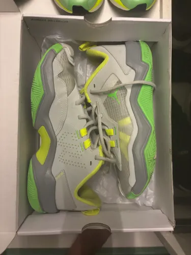 Tênis Air Jordan One take