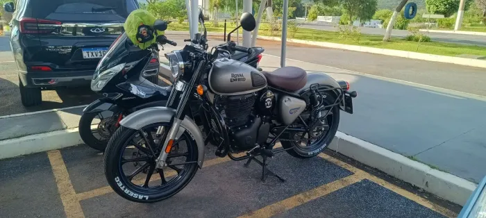 Classic 350 Gunmetal Gray