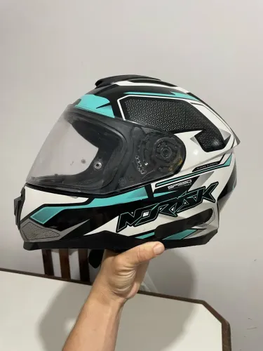 Capacete Norisk 62 seminovo
