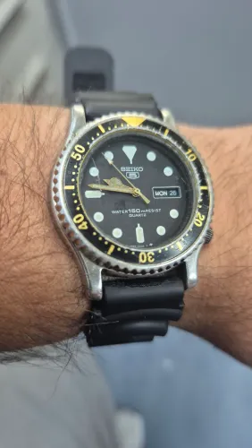 Relógio SEIKO MERGULHO À QUARTZ 150 metros  -  DÉCADA DE 80