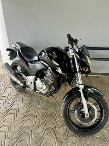 Honda CB 300 2010