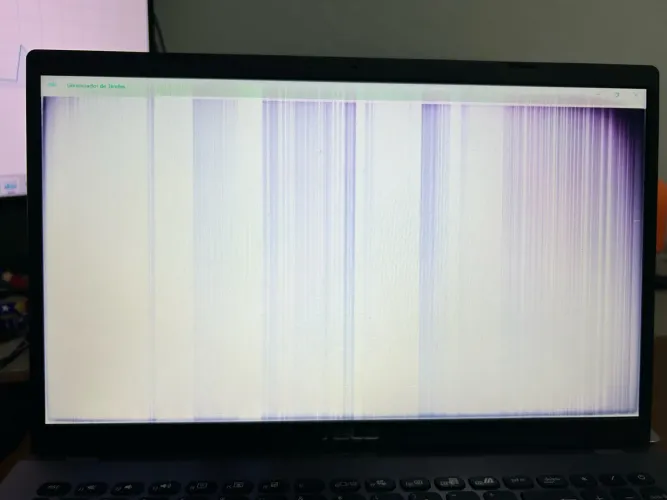 Notebook ASUS Core i5 10ª Geração | 8GB RAM | SSD 256GB ? Tela com defeito