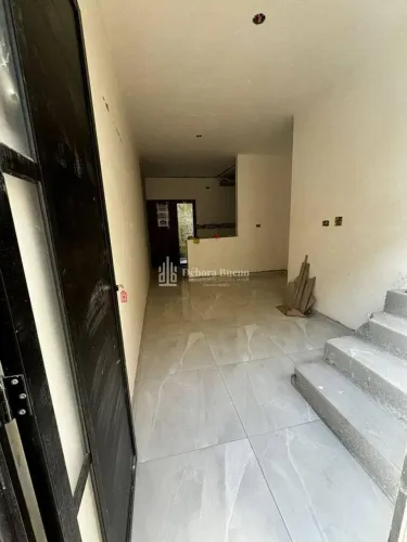 Sobrado, 3 dorm, 1 suíte, 1 vaga, 270 mil, fino acabamento, entrega próxima
