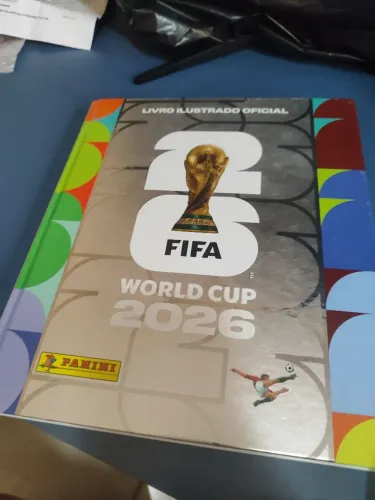 ÁLBUM DA COPA 2026 COMPLETO - CAPA DURA PRATA