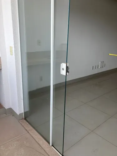 Porta de correr / esquadria de alumínio branco com vidro temperado