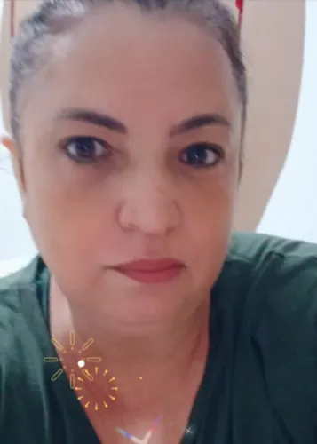 Cuidadora hospitalar noturno .