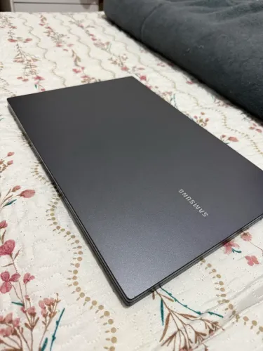 Samsung Book Core i5