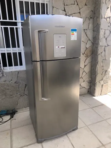 Geladeira BRASTEMP INOX CONSERVADA