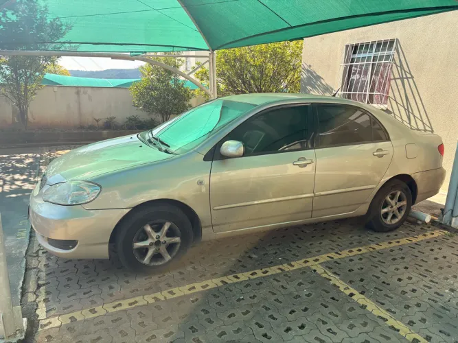 Toyota Corolla XLI 1.6 16V 110cv Aut. 2005