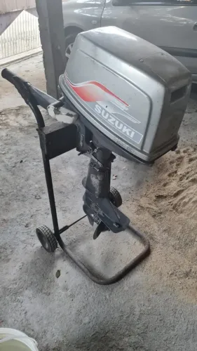 Motor Suzuki DT8 - 8HP - VENDO/TROCO -
