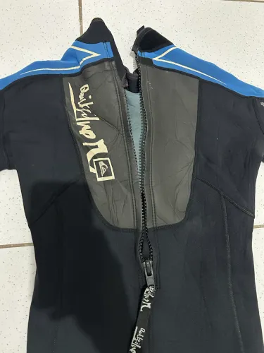 Roupa de surf john quiksilver 