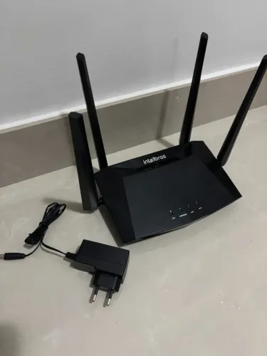 Roteador Wireless Intelbras ACtion RG 1200, Gigabit, Dual Band, 867Mbps, 4 Antenas