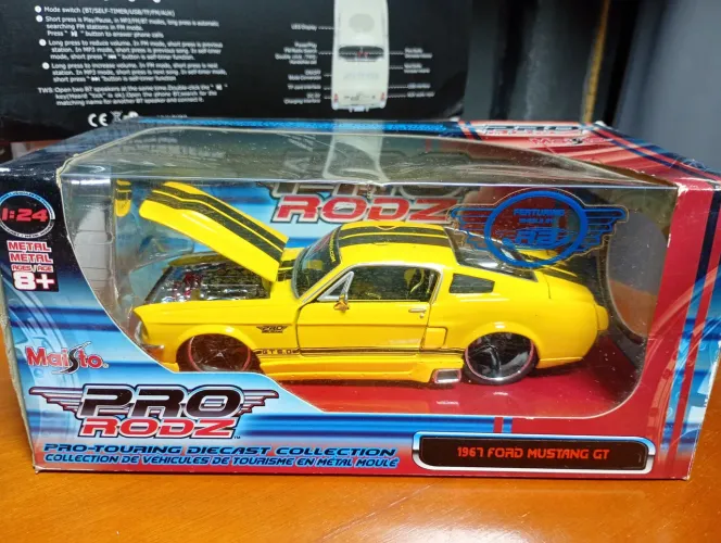 Mustang pro rodz Maisto 1/24