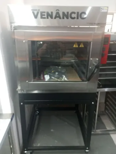 NZ. Forno turbo Twister gás 5 assadeiras Venâncio 