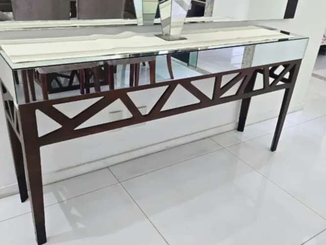 APARADOR ESPELHADO - DESIGN MODERNO