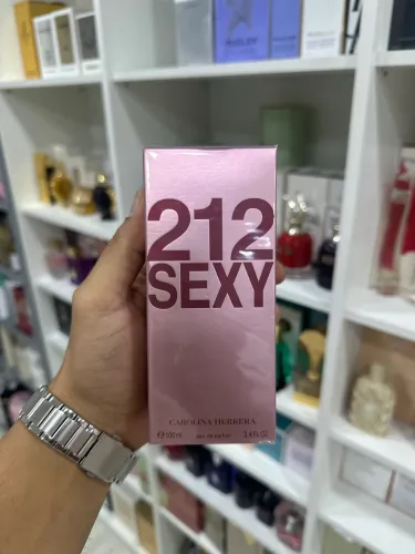 Perfume 212 Sexy Feminino EDP 100ml Carolina Herrera Lacrado