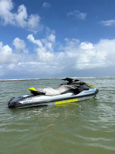 Jet Ski Seadoo RXT 325 com 30 horas
