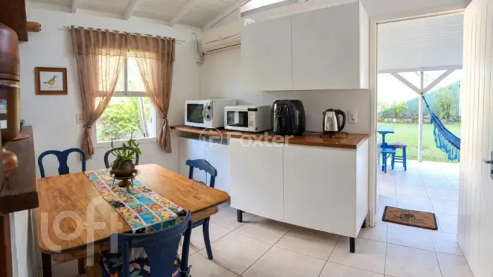 Casa à venda Rua Alcides Bonatelli, Ponta das Canas - Florianópolis