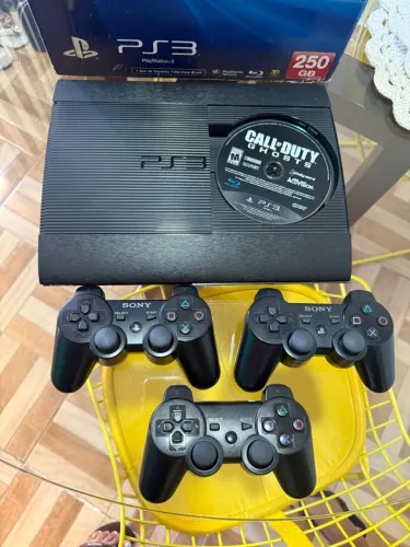 Ps3 super slim desbloqueado 3 controles 50+ jogos